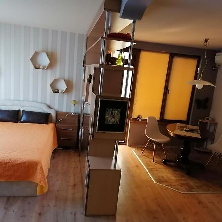 Lazur- Neben Meeresgarten Burgas Extérieur photo